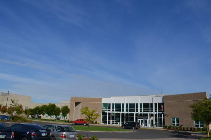 BB Gun Discovery Triggers Brief Security Measure at Roseburg High School