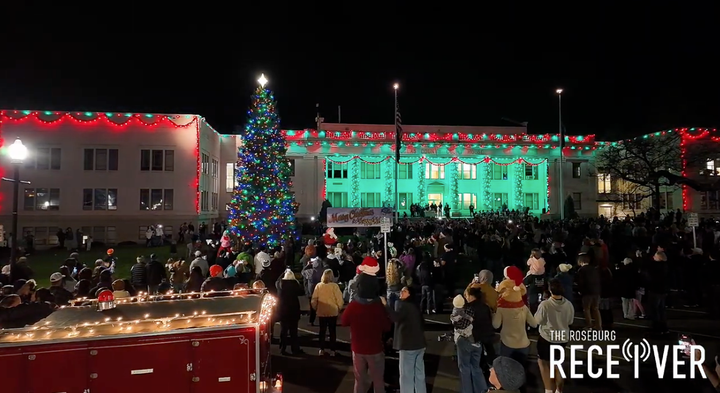 A Night of Light and Community: Douglas County Gathers for the 42nd Annual Courthouse Tree Lighting